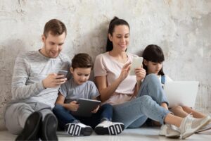 Simaya Tawarkan Paket Internet Rumahan Fleksibel untuk Keluarga Jawa Barat