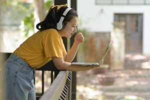 Simaya Teknologi Internet Rumahan untuk Gaya Hidup Digital Modern